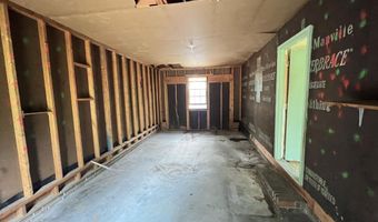 121 Forest Pl, Aberdeen, NC 28315