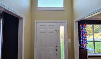 1611 Hollister Dr, Alcoa, TN 37701