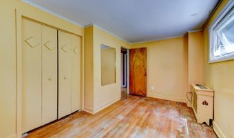 16 Lenape Ave, Andover, NJ 07860
