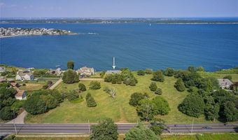 727 Boston Neck Rd, Narragansett, RI 02882