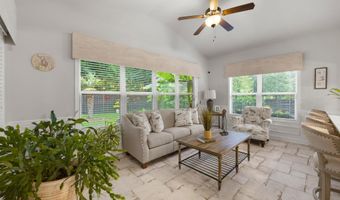 197 Colfax Dr, Boiling Springs, SC 29316