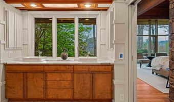 749 Stillmont Cir, Cashiers, NC 28717