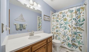 12568 Everest Ct E, Apple Valley, MN 55124