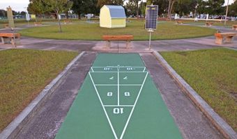 900 Laurel Cir, Barefoot Bay, FL 32976