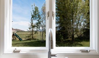 120 Prairie Sun Rd, Bellevue, ID 83313