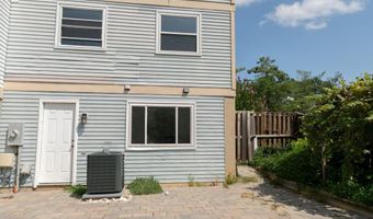 8336 CLAREMONT WOODS Dr, Alexandria, VA 22309