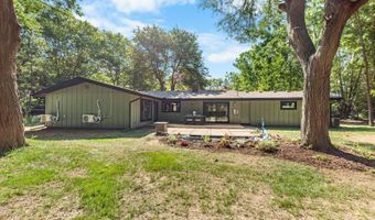 3446 Charing Cross Rd, Ann Arbor, MI 48108