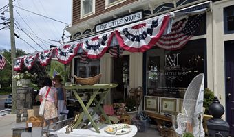 1 Main St, Chester, CT 06412