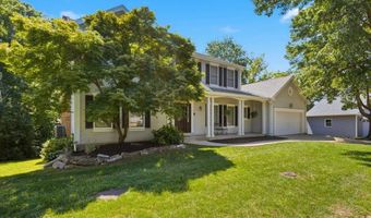 477 Redwood Forest Dr, Ballwin, MO 63021