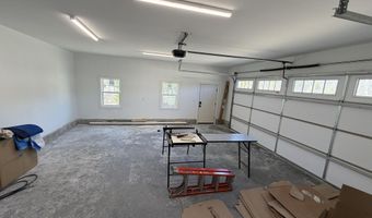 55 Forest Dr, Arundel, ME 04046