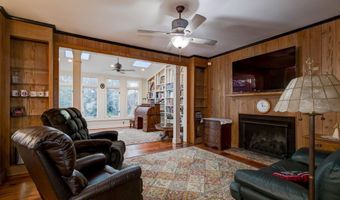 20 Hunt Cup Ln, Camden, SC 29020