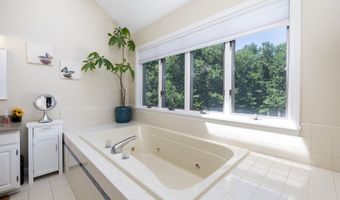 473 Hart St, Bristol, CT 06010