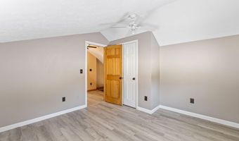 823 Washington St N, Auburn, ME 04210