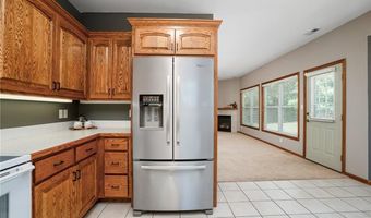 214 Hillside Dr, Baldwin City, KS 66006