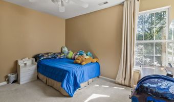 8320 Lake Tree Ln, Indianapolis, IN 46217