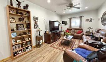 102 Doporto Ct, Carlsbad, NM 88220