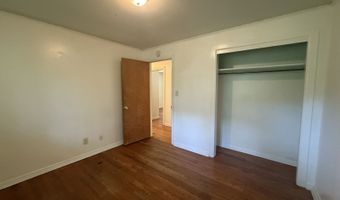 6 Riverview Dr, Athens, OH 45701