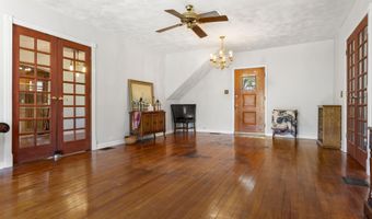 90 Grand Ave, Beattyville, KY 41311