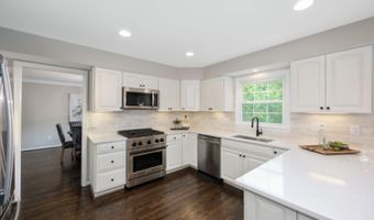 2326 Heather Hill Blvd, Anderson Twp., OH 45244
