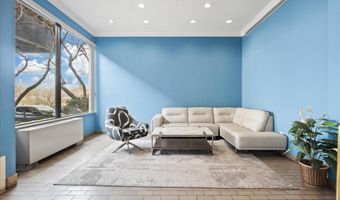 5340 HOLMES RUN Pkwy 904, Alexandria, VA 22304