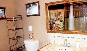 567 A Tune Dr, Arroyo Hondo, NM 87513