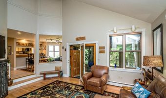 4 Bartlett Place Rd, Bartlett, NH 03812