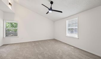6806 CANNA Hl, Bartlett, TN 38135
