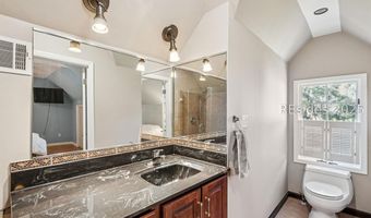 210 Old Plantation Dr, Beaufort, SC 29907