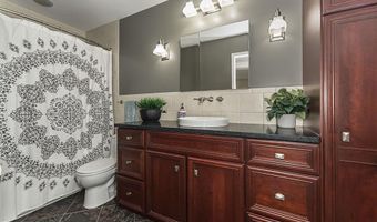 716 Reinke Rd, Ballwin, MO 63021
