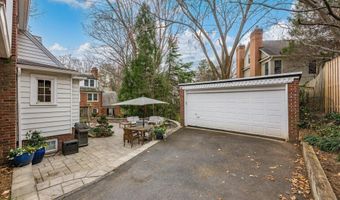 4820 LINNEAN Ave NW, Washington, DC 20008