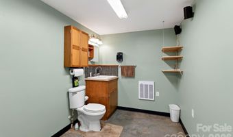 760 Glenn Bridge Rd, Arden, NC 28704