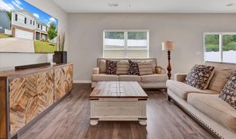 1075 FLYWAY VIEW Ln, Alabaster, AL 35007