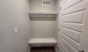 30-32 E 7th St, Adrian, MO 64720