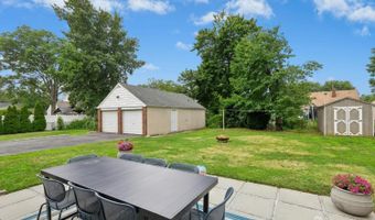 125 W Minna Ave, Avenel, NJ 07001