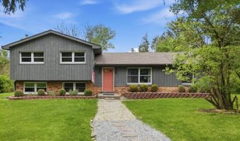3 Lew May Dr, Andover, NJ 07860