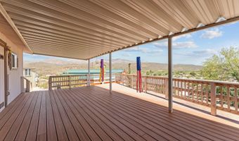 34820 S Desert Cv, Black Canyon City, AZ 85324