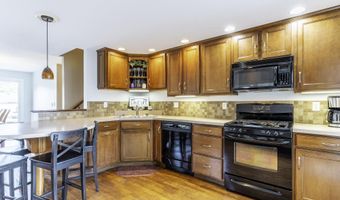 375 Lane 175 Lime Lk, Angola, IN 46703
