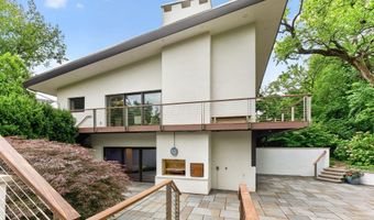 1980 Hillside Dr, Columbus, OH 43221