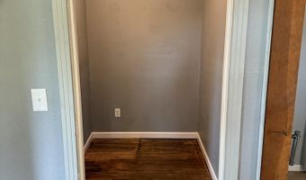 711 2nd St, Abernathy, TX 79311