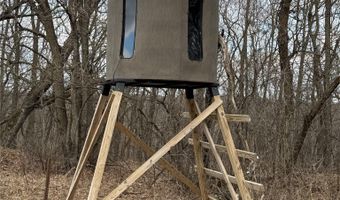 Simons Rd, Alma, WI 54610