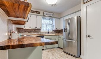 1621 Park Ave, Chickasha, OK 73018