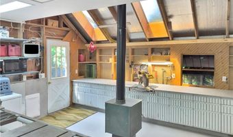 223 Ten Rod Rd, Exeter, RI 02822