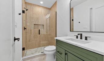 7804 CUSTER Rd, Bethesda, MD 20814