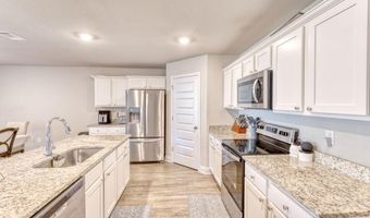 6476 Eastland Cir, Biloxi, MS 39532
