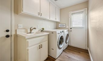 8850 E Cloudview Way, Anaheim, CA 92808