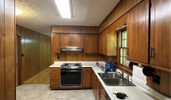 375 Segrest Cir, Athens, GA 30605