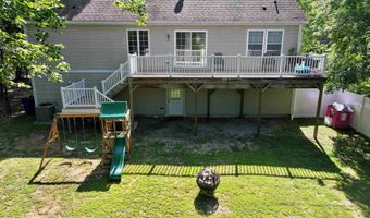 8 Riverside Dr, Allenstown, NH 03275