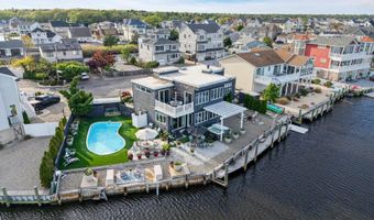 265 Cypress Dr, Bayville, NJ 08721