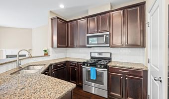 677 Wickham Ridge Rd, Apex, NC 27539
