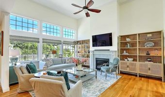 49 Walley St, Bristol, RI 02809